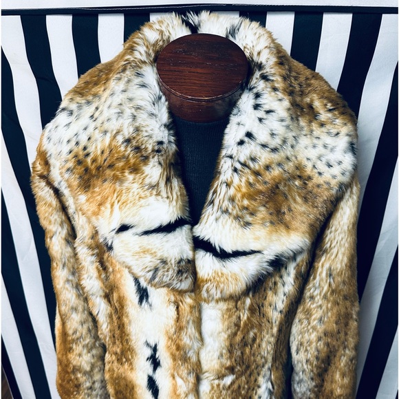Pamela McCoy Full Length Bobcat Lynx Faux Fur Coat - Picture 3 of 8